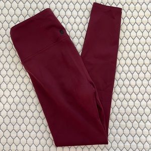 Like new figs leggings maroon with black stripe